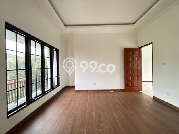 Rumah Mewah LB 300m2 Siap Huni Desain Elegan di Grand Wisata, Bekasi Rumah Mewah LB 300m2 Siap Huni Desain Elegan di Grand Wisata, Bekasi