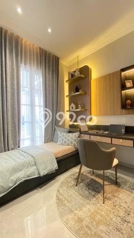 Jual Rumah Eksklusif 3 KT di Grand Wisata, Bekasi Jual Rumah Eksklusif 3 KT di Grand Wisata, Bekasi