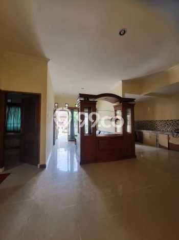 LOKASI TERBAIK! Rumah di Antapani, 2 KM, Area Premium, Luas 135m2m² LB 100m2m² LOKASI TERBAIK! Rumah di Antapani, 2 KM, Area Premium, Luas 135m2m² LB 100m2m²