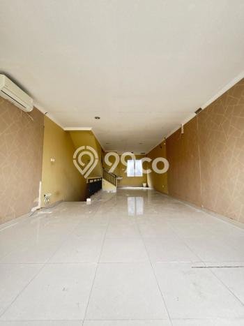Ruko Disewa di Bekasi dengan LB 177m2 Area Komersial Ramai Ruko Disewa di Bekasi dengan LB 177m2 Area Komersial Ramai