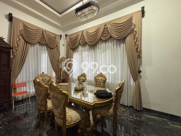 Hunian Elit LB 340m2 Siap Pakai Desain Elegan di Grand Wisata, Bekasi Hunian Elit LB 340m2 Siap Pakai Desain Elegan di Grand Wisata, Bekasi