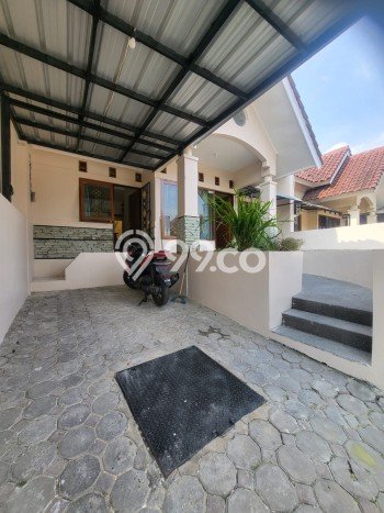 LOKASI TERBAIK! Rumah di Antapani, 2 KM, Area Premium, Luas 135m2m² LB 100m2m² LOKASI TERBAIK! Rumah di Antapani, 2 KM, Area Premium, Luas 135m2m² LB 100m2m²