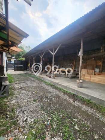 Ready to Use! Luxury House LT 825m2 Desain Modern di Bandung Barat Ready to Use! Luxury House LT 825m2 Desain Modern di Bandung Barat