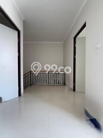 Hunian Mewah LB 150m2 Siap Huni Desain Elegan di Grand Wisata, Bekasi Hunian Mewah LB 150m2 Siap Huni Desain Elegan di Grand Wisata, Bekasi