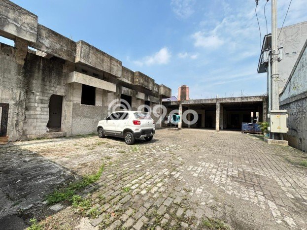 Jual Gudang Area Komersial di Tambun Selatan, Luas 1000m2m², Jalan Utama Jual Gudang Area Komersial di Tambun Selatan, Luas 1000m2m², Jalan Utama