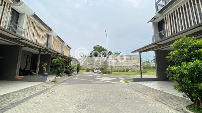 Rumah sewa siap huni 4 Kamar Tidur di Grand Wisata, Bekasi Rumah sewa siap huni 4 Kamar Tidur di Grand Wisata, Bekasi