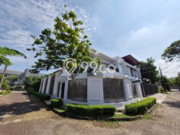 Rumah Asri di , Akses ke Jakarta Selatan, Jakarta Selatan - 4 KT Rumah Asri di , Akses ke Jakarta Selatan, Jakarta Selatan - 4 KT