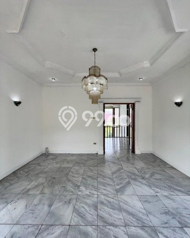 Rumah Disewakan Jakarta Selatan LT 736m2 LB 800m2 Kawasan Cipete Rumah Disewakan Jakarta Selatan LT 736m2 LB 800m2 Kawasan Cipete
