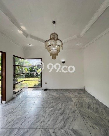 Rumah Disewakan Jakarta Selatan LT 736m2 LB 800m2 Kawasan Cipete Rumah Disewakan Jakarta Selatan LT 736m2 LB 800m2 Kawasan Cipete