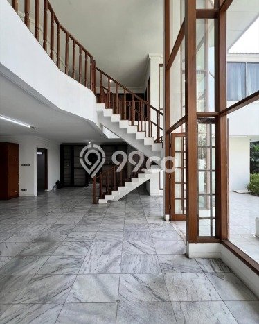 Rumah Disewakan Jakarta Selatan LT 736m2 LB 800m2 Kawasan Cipete Rumah Disewakan Jakarta Selatan LT 736m2 LB 800m2 Kawasan Cipete