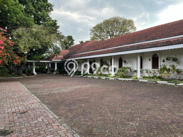 Kavling Tanah Dijual di Coblong Bandung Spesifikasi 8693m2 Kavling Tanah Dijual di Coblong Bandung Spesifikasi 8693m2