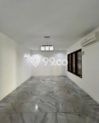 Rumah Disewakan Jakarta Selatan LT 736m2 LB 800m2 Kawasan Cipete Rumah Disewakan Jakarta Selatan LT 736m2 LB 800m2 Kawasan Cipete