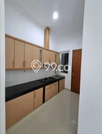 Rumah Nyaman di , 3 KM, Akses Mudah Rumah Nyaman di , 3 KM, Akses Mudah
