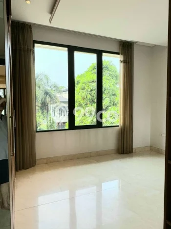 Disewakan Rumah Strategis LT 600m2 / LB 600m2 di Pondok Indah, Jakarta Selatan Disewakan Rumah Strategis LT 600m2 / LB 600m2 di Pondok Indah, Jakarta Selatan