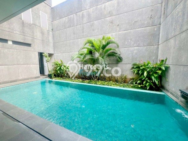 Disewakan Rumah Bagus di Kebayoran Baru Harga Rp 1,12 Miliar/ Tahun Disewakan Rumah Bagus di Kebayoran Baru Harga Rp 1,12 Miliar/ Tahun