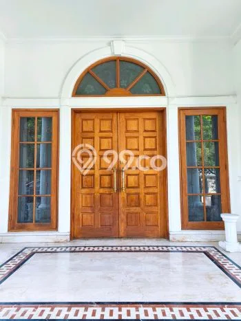 Sewa Rumah Strategis di Pondok Indah LT 750m2 / LB 500m2 Kondisi Bagus Sewa Rumah Strategis di Pondok Indah LT 750m2 / LB 500m2 Kondisi Bagus