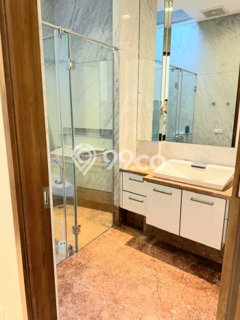 Disewakan Rumah Strategis LT 600m2 / LB 600m2 di Pondok Indah, Jakarta Selatan Disewakan Rumah Strategis LT 600m2 / LB 600m2 di Pondok Indah, Jakarta Selatan