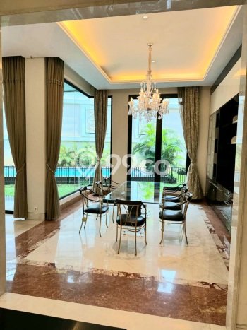 Disewakan Rumah Strategis LT 600m2 / LB 600m2 di Pondok Indah, Jakarta Selatan Disewakan Rumah Strategis LT 600m2 / LB 600m2 di Pondok Indah, Jakarta Selatan