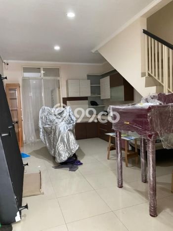 Rumah Terawat di Green Lake City, Jakarta Barat, Luas Tanah 60m², Luas Bangunan 84m² Rumah Terawat di Green Lake City, Jakarta Barat, Luas Tanah 60m², Luas Bangunan 84m²