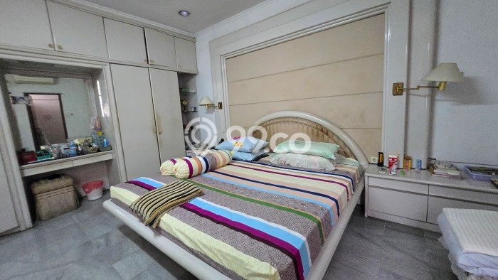 Rumah Mewah 5 Kamar Tidur Akses Mudah di Intercon, Jakarta Barat Rumah Mewah 5 Kamar Tidur Akses Mudah di Intercon, Jakarta Barat