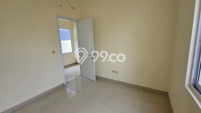 For Sale Hunian Rumah Terawat 3 KT di Green Lake City, Jakarta Barat For Sale Hunian Rumah Terawat 3 KT di Green Lake City, Jakarta Barat