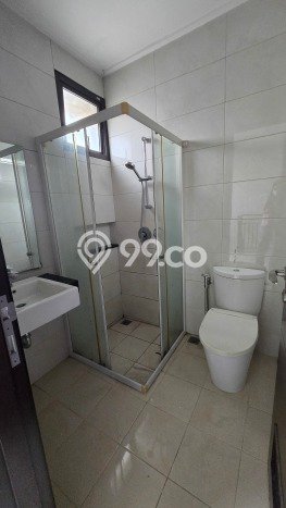 Dijual Rumah Luas Elegan Dengan View Eksklusif di Green Lake City, Jakarta Barat Dijual Rumah Luas Elegan Dengan View Eksklusif di Green Lake City, Jakarta Barat