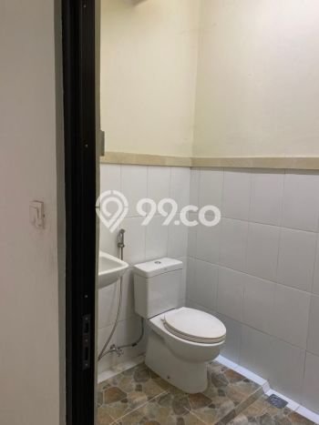 Jual Rumah Eksklusif 2 KT di Alam Sutera, Tangerang Jual Rumah Eksklusif 2 KT di Alam Sutera, Tangerang