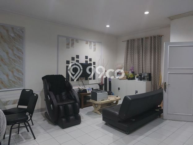 Hunian Cantik Modern Lb 200m2 di Bogor Timur, Bogor Hunian Cantik Modern Lb 200m2 di Bogor Timur, Bogor