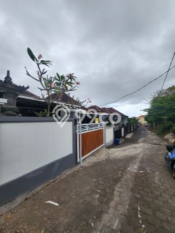 BEST CHOICE! Rumah di Nusa Dua, 1 KM, Akses Mall, LT 100m² LB 50m² BEST CHOICE! Rumah di Nusa Dua, 1 KM, Akses Mall, LT 100m² LB 50m²