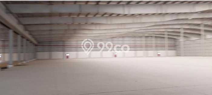 Unit Gudang disewakan di Karawang Timur Karawang dengan LT 2500m2 / LB 2160m2 Unit Gudang disewakan di Karawang Timur Karawang dengan LT 2500m2 / LB 2160m2