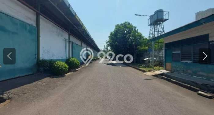 LOKASI BISNIS! Gudang For Rent Kawasan Kelapa Gading, Luas 1600m², Akses Utama LOKASI BISNIS! Gudang For Rent Kawasan Kelapa Gading, Luas 1600m², Akses Utama