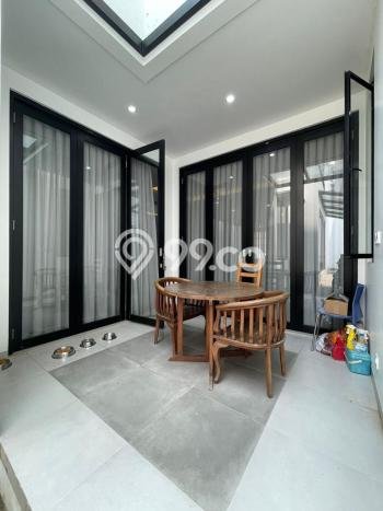 Hunian Mewah Siap Huni LT 395m2 di Menteng, Jakarta Pusat Hunian Mewah Siap Huni LT 395m2 di Menteng, Jakarta Pusat