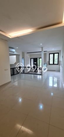 KESEMPATAN TERBAIK! Rumah area Permata Buana, 3 KM, Siap Huni, LT 136m² Bangunan 150m² KESEMPATAN TERBAIK! Rumah area Permata Buana, 3 KM, Siap Huni, LT 136m² Bangunan 150m²