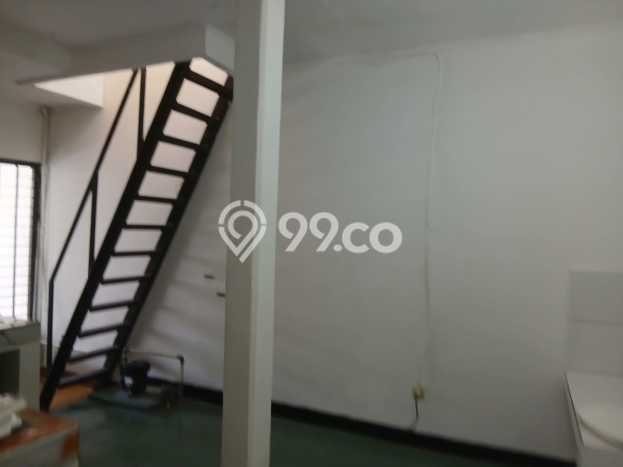 Rumah Disewakan Jakarta Barat LT 136m2 LB 100m2 Area Puri Indah Rumah Disewakan Jakarta Barat LT 136m2 LB 100m2 Area Puri Indah