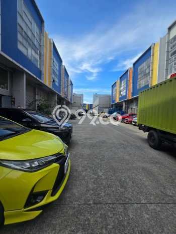 Area Ramai! Gudang Dijual di Pinang untuk Bisnis Luas Bangunan 1200m2 Area Ramai! Gudang Dijual di Pinang untuk Bisnis Luas Bangunan 1200m2