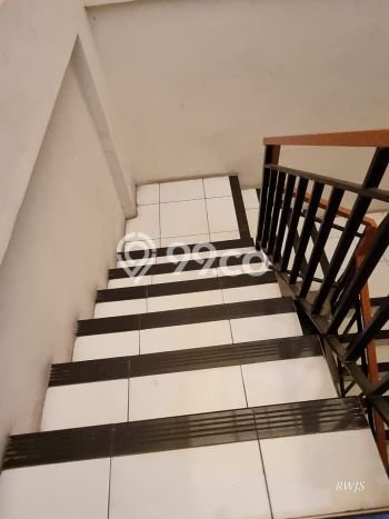 For Sale Rumah 10 Kamar Lokasi Ideal Bagus dan Strategis di Kelapa Dua For Sale Rumah 10 Kamar Lokasi Ideal Bagus dan Strategis di Kelapa Dua
