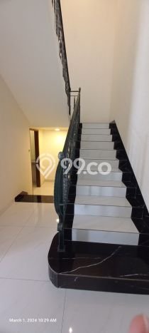 Jual Rumah Mewah Megah Dengan View Cantik di Lebak Bulus, Jakarta Selatan Jual Rumah Mewah Megah Dengan View Cantik di Lebak Bulus, Jakarta Selatan
