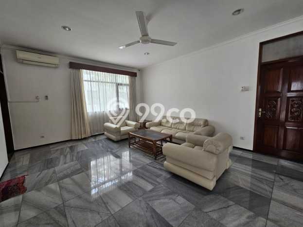 Hunian Mewah LB 300m2 Siap Huni Desain Elegan di Antasari, Jakarta Selatan Hunian Mewah LB 300m2 Siap Huni Desain Elegan di Antasari, Jakarta Selatan