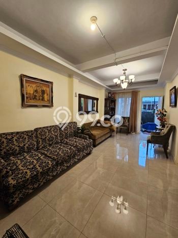 Dijual Cepat Rumah Favorit Siap Huni LB 200m2 di Limo, Depok Dijual Cepat Rumah Favorit Siap Huni LB 200m2 di Limo, Depok