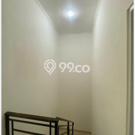 Dijual Hunian Rumah Terawat 4 KT di Krukut, Depok Dijual Hunian Rumah Terawat 4 KT di Krukut, Depok