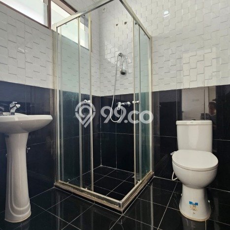 Dijual Rumah Luas Elegan Dengan View Cantik di Pondok Cabe, Tangerang Dijual Rumah Luas Elegan Dengan View Cantik di Pondok Cabe, Tangerang
