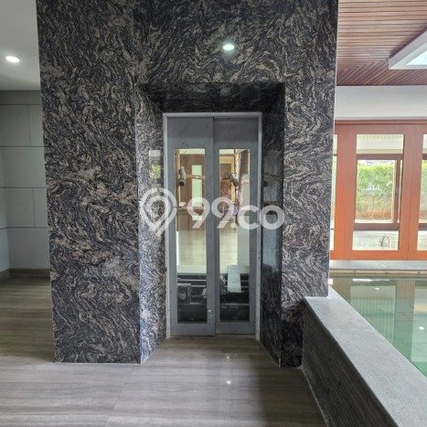 For Sale! Luxury House LT 489m2 Desain Elegan di Pondok Indah For Sale! Luxury House LT 489m2 Desain Elegan di Pondok Indah