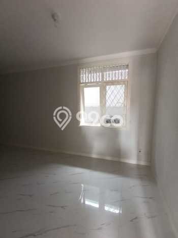 Rumah Modern Cantik 4 Kamar Bisa Langsung Pindah di Cakung Rumah Modern Cantik 4 Kamar Bisa Langsung Pindah di Cakung