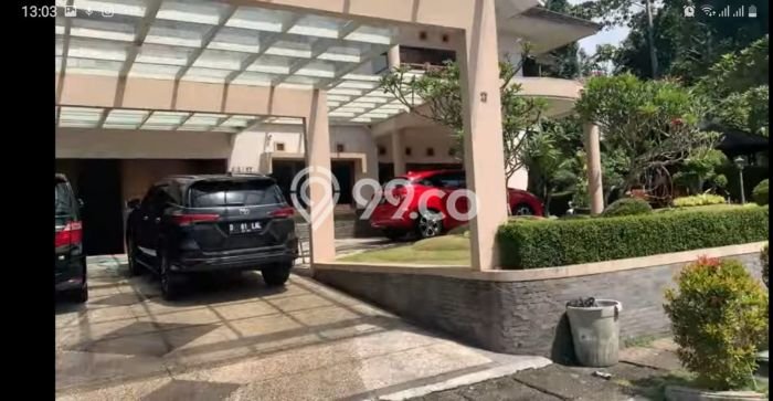 Rumah Strategis area Lembang, Bandung Barat, LT 721m² LB 600m² - HARGA NEGO! Rumah Strategis area Lembang, Bandung Barat, LT 721m² LB 600m² - HARGA NEGO!