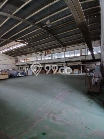 Gudang Disewakan Kawasan Dayeuhkolot, Luas 554m², Kawasan Strategis, Siap Usaha Gudang Disewakan Kawasan Dayeuhkolot, Luas 554m², Kawasan Strategis, Siap Usaha