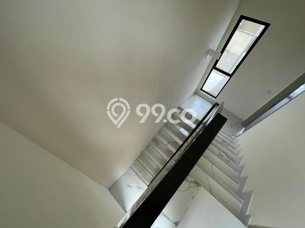 Dijual Rumah Mewah Elegan Dengan View Cantik di Jakarta Garden City, Jakarta Timur Dijual Rumah Mewah Elegan Dengan View Cantik di Jakarta Garden City, Jakarta Timur