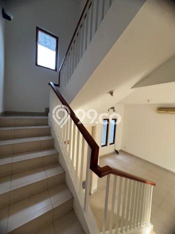 Rumah sewa siap huni 3 KT di Jakarta Garden City, Jakarta Timur Rumah sewa siap huni 3 KT di Jakarta Garden City, Jakarta Timur