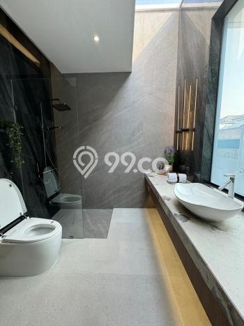 Rumah Elit Modern Siap Huni di Metland Menteng Jakarta Timur Rumah Elit Modern Siap Huni di Metland Menteng Jakarta Timur