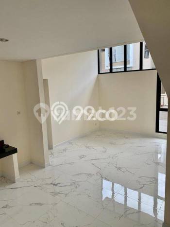 Jual Rumah Luas Megah Dengan View Cantik di Metland Menteng, Jakarta Timur Jual Rumah Luas Megah Dengan View Cantik di Metland Menteng, Jakarta Timur