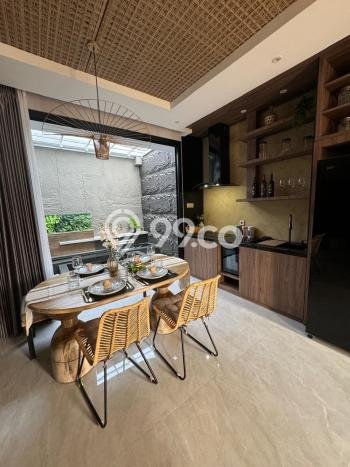 Rumah Elit LB 150m2 Siap Pakai Desain Elegan di Jakarta Garden City, Jakarta Timur Rumah Elit LB 150m2 Siap Pakai Desain Elegan di Jakarta Garden City, Jakarta Timur